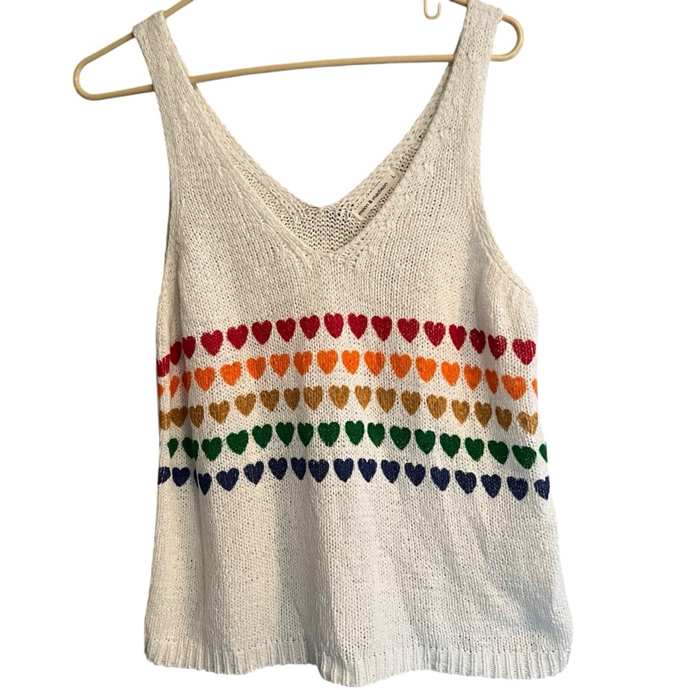 Moon & Madison Rainbow Heart Crochet Style Tank Size L